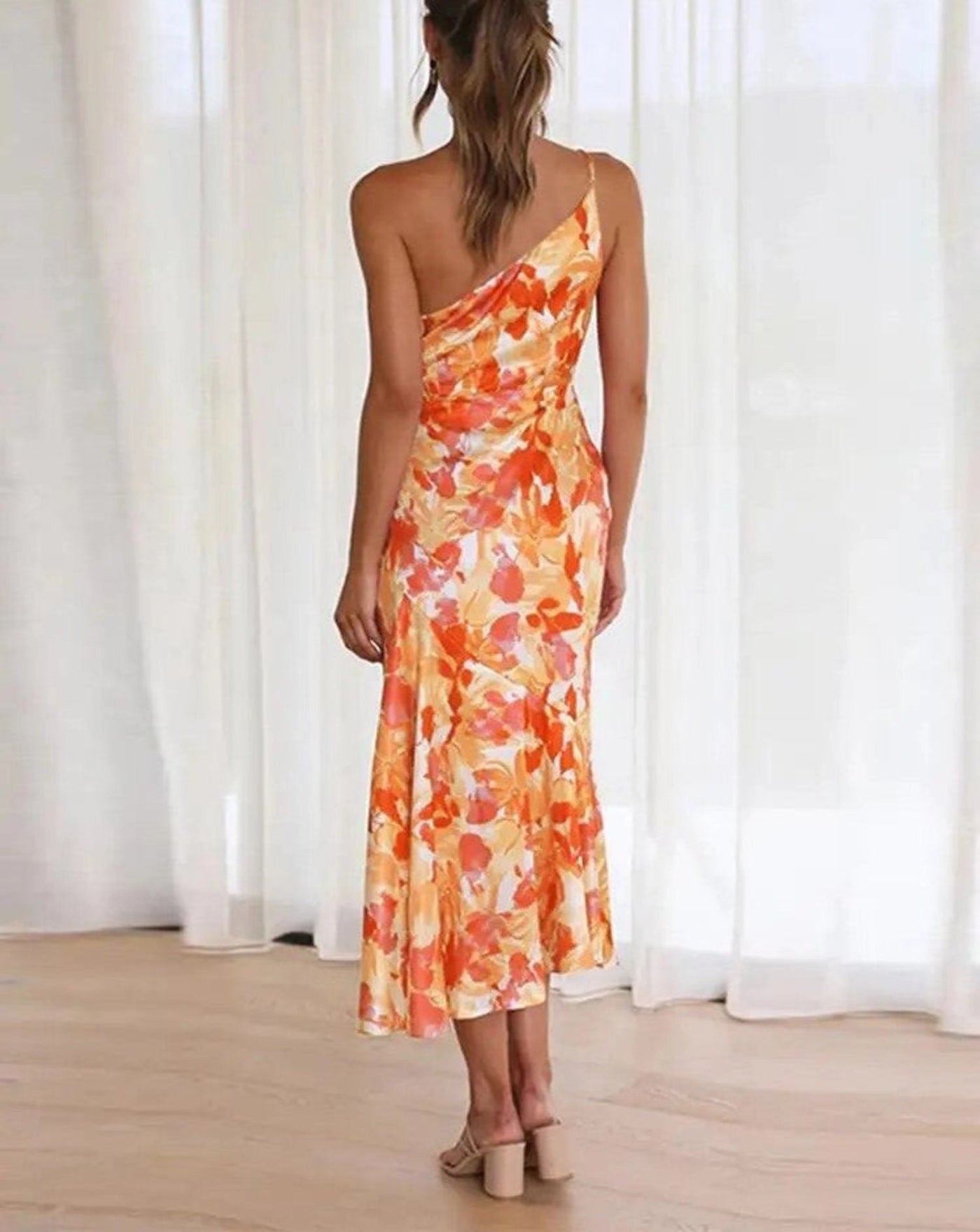 Alice | Asymmetrisches Maxikleid mit floralem Muster für Damen