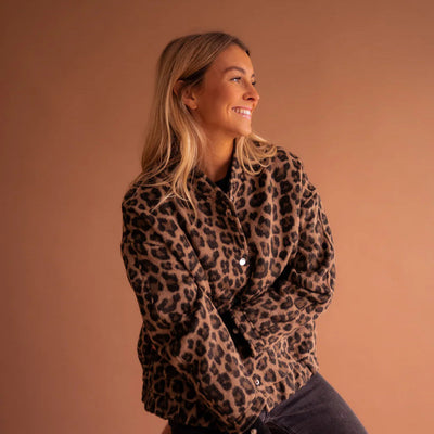 Hanna™ | Die Leopard Bomberjacke